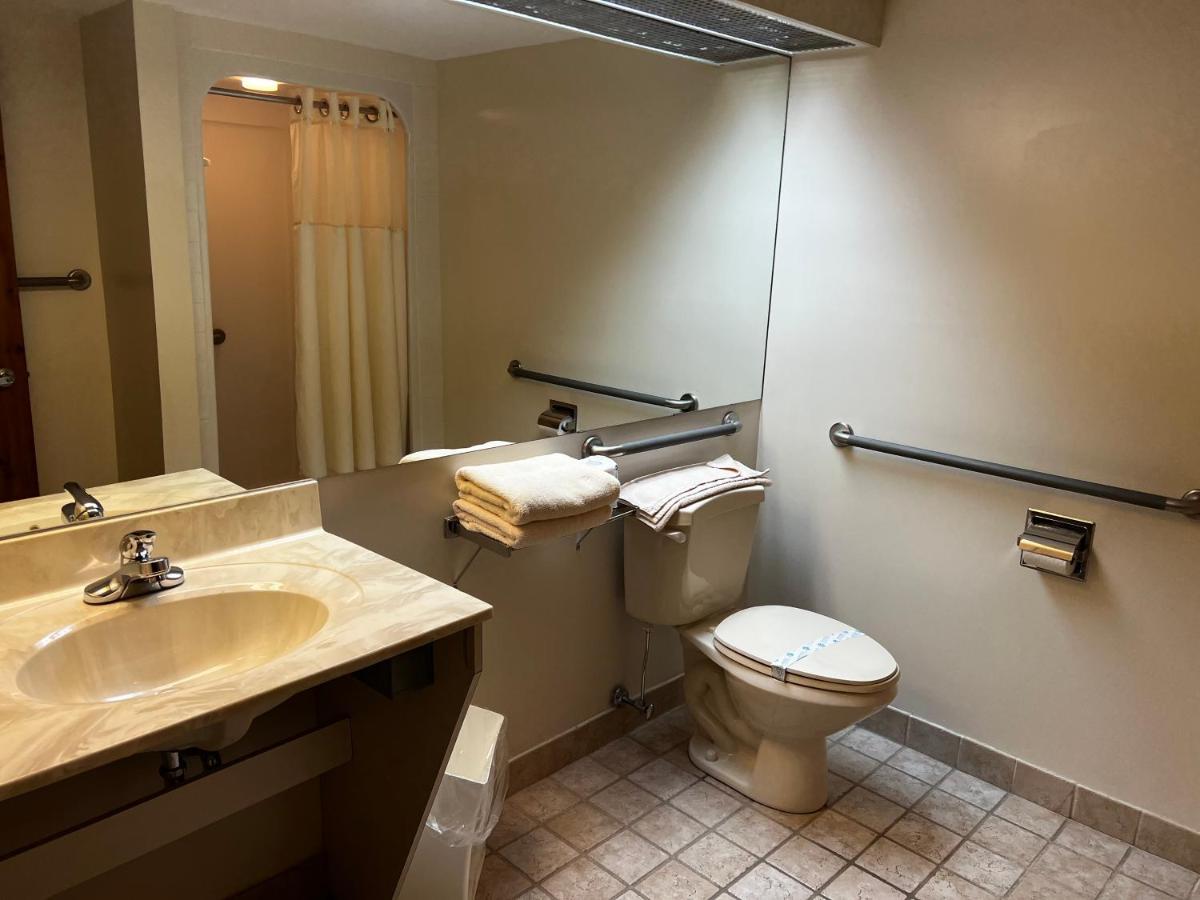 Marble Villa Steady Brook Экстерьер фото