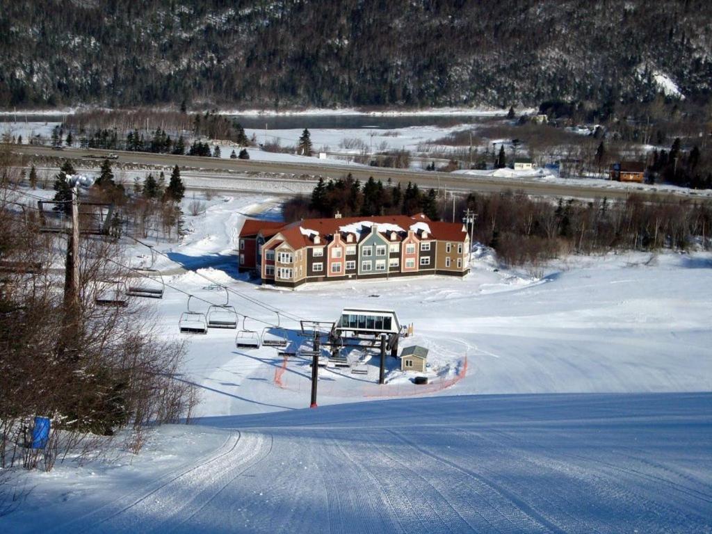 Marble Villa Steady Brook Экстерьер фото